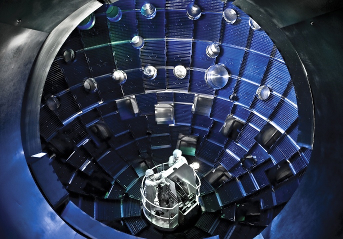 NIF - научный комплекс для осуществления инерциального термоядерного синтеза с помощью лазеров